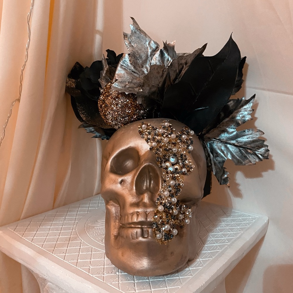 Gorgeous Halloween Decor Skull Face 😍😍✨✨